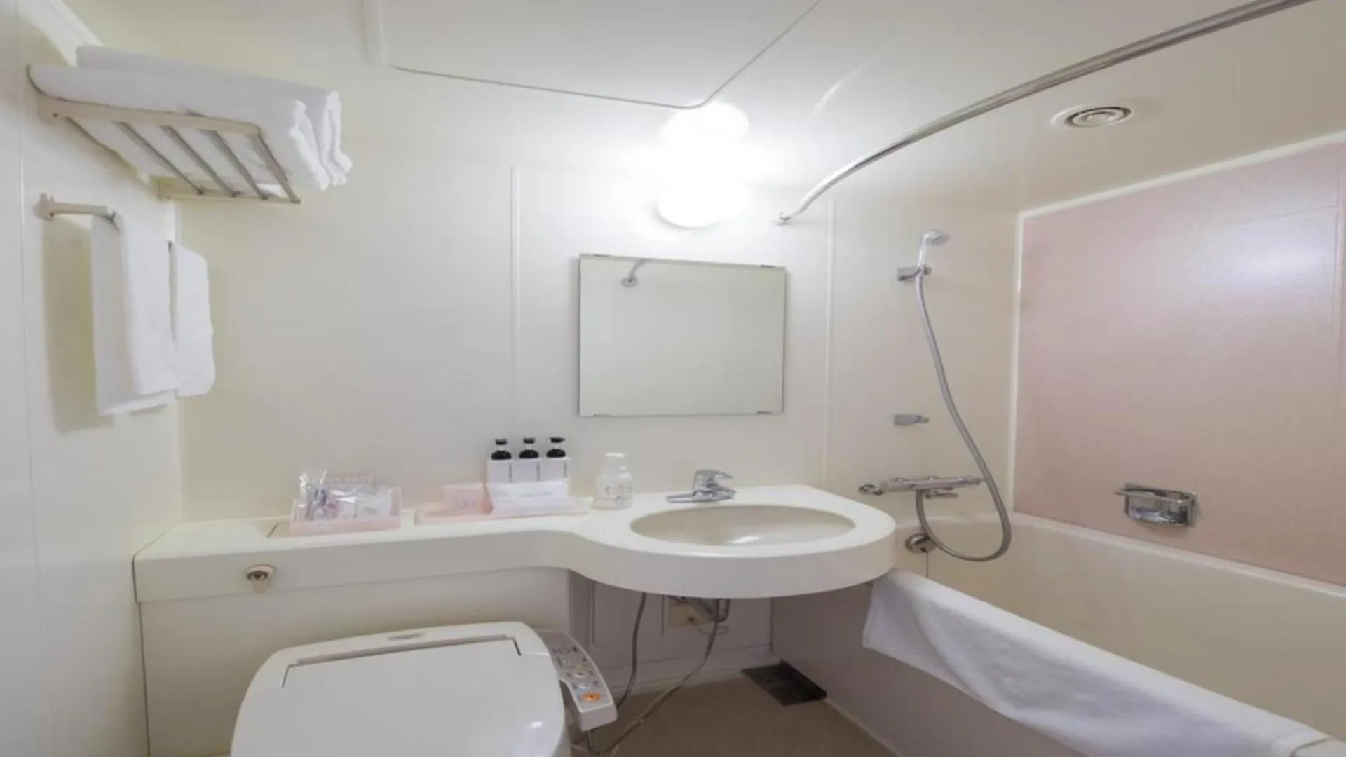 Hotel Shin Osaka / Vacation Stay 81492